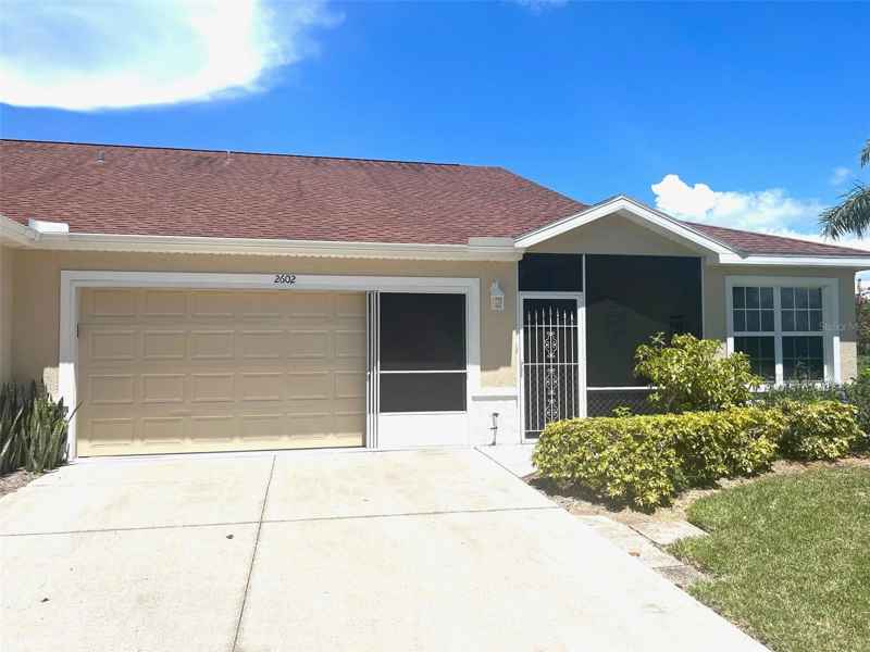 2602 EDGEWATER CT