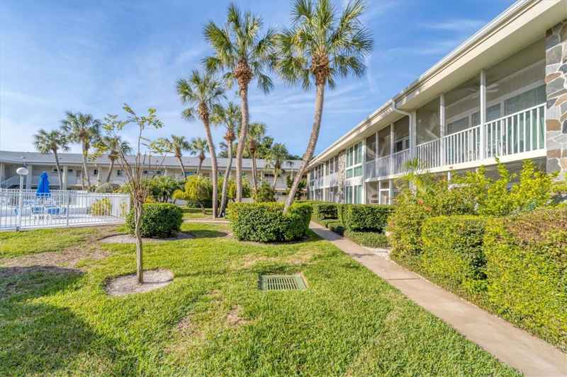 500 S WASHINGTON DR #18B