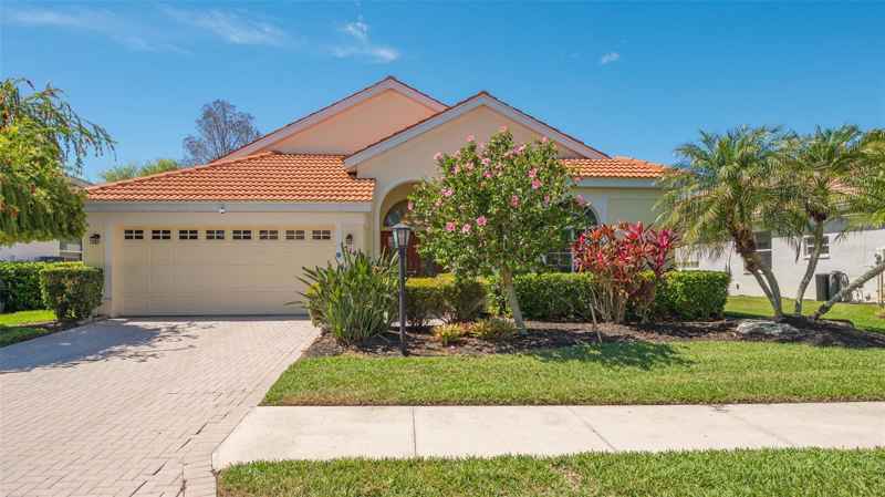 5141 FLAGSTONE DR