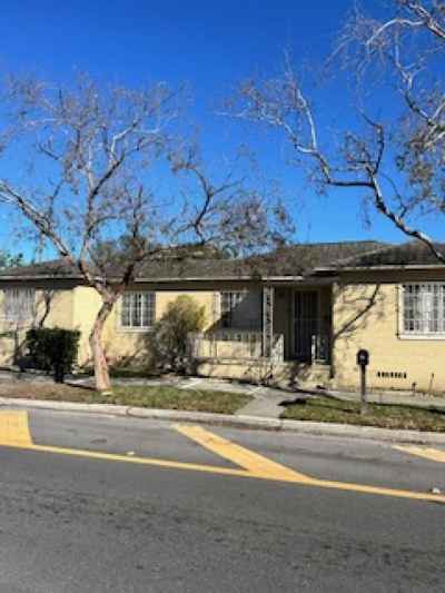 3301 N AVENIDA REPUBLICA DE CUBA