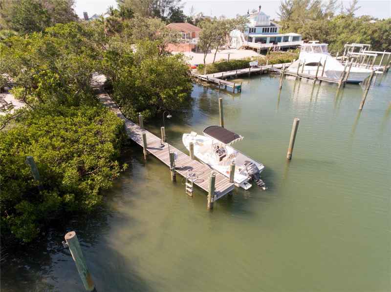 120 GASPARILLA WAY