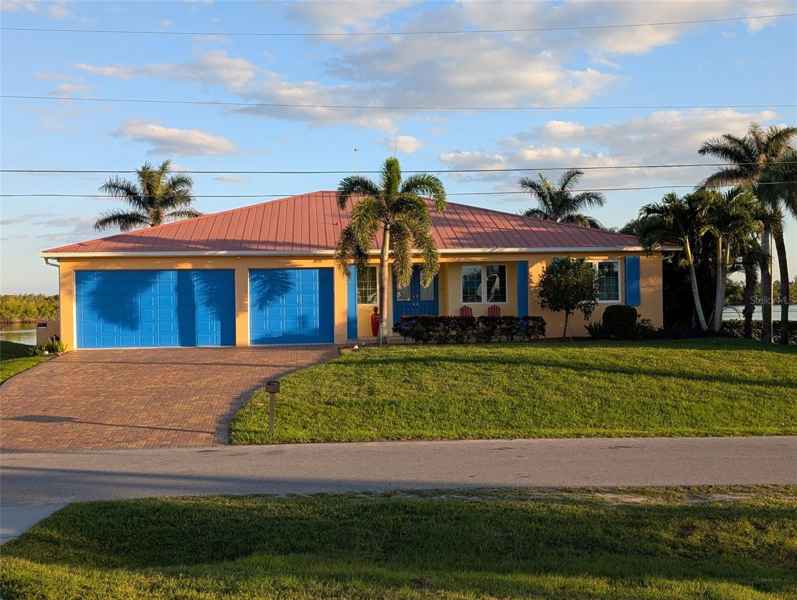 3572 PEACE RIVER DR
