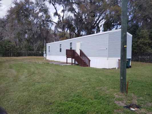 3335 NW 4TH ST