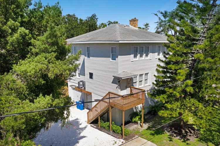 2003 12TH AVE W
