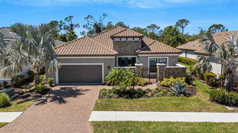 5329 TRAILS BEND CT