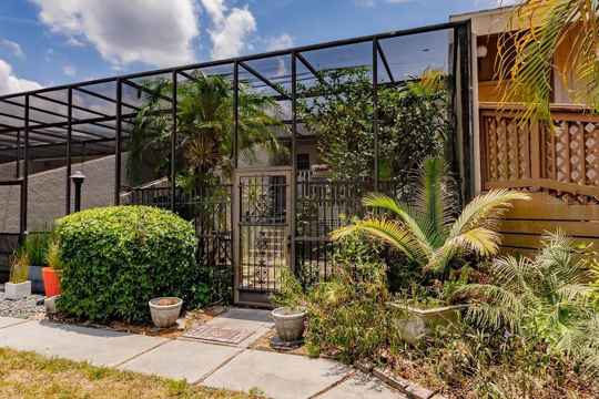 323 BOBBY JONES RD #323