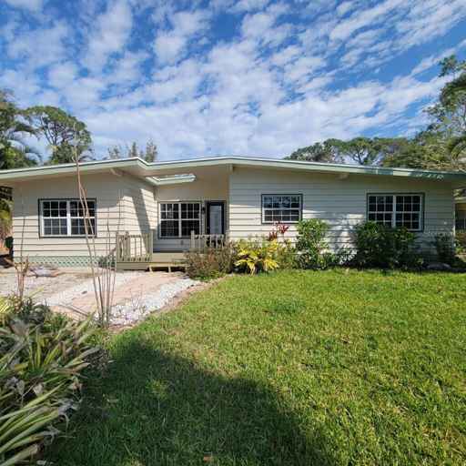 835 INDIANA LN