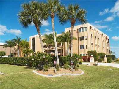 1601 PARK BEACH CIR #113