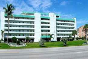 1500 PARK BEACH CIR #3E