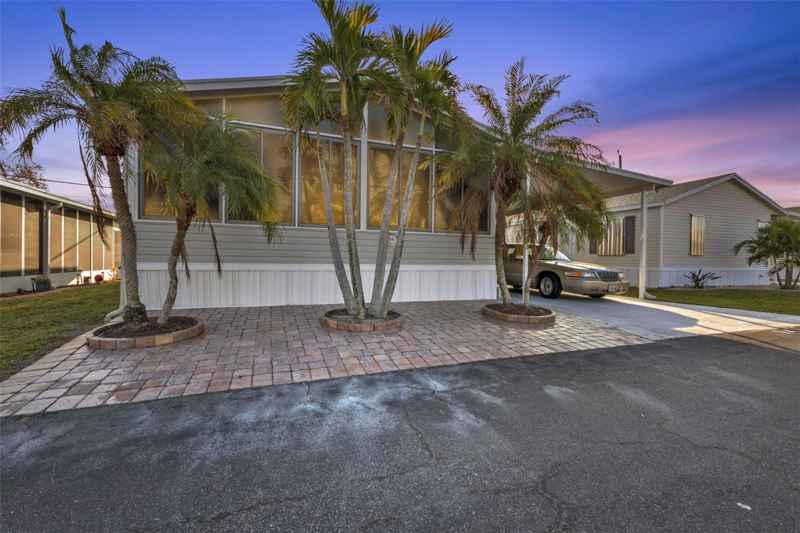 10100 BURNT STORE RD #14