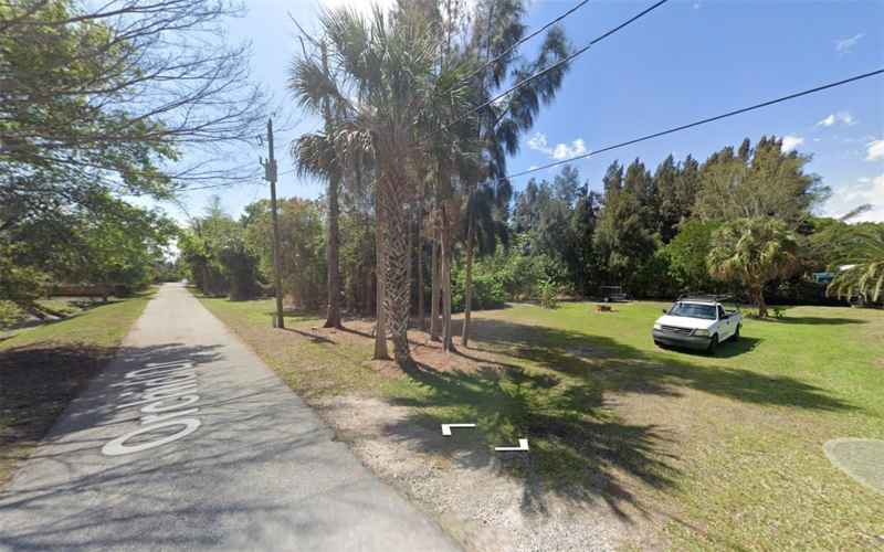 435 ORCHID DR
