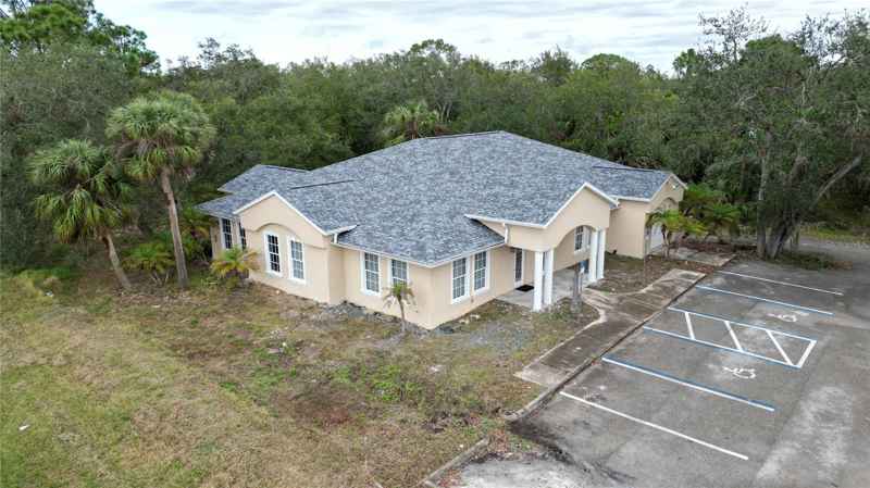 17880 TOLEDO BLADE BLVD