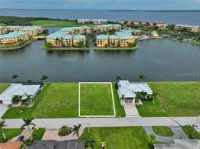 129 COLONY POINT DR