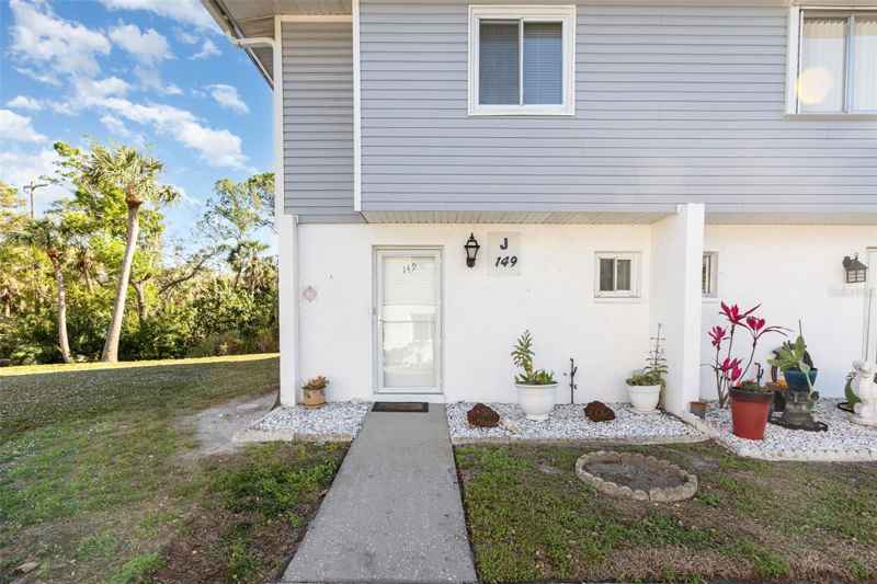 22375 EDGEWATER DR #149