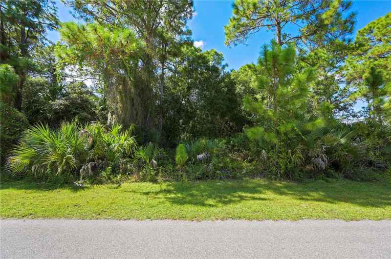 Lot 14 DINUBA AVE