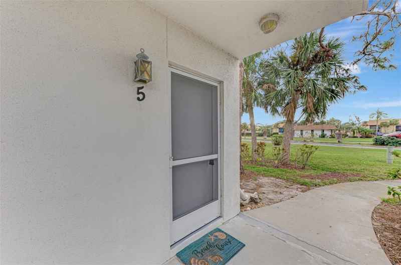 1 QUAILS RUN BLVD #5