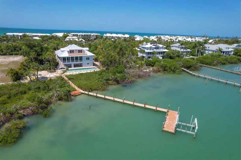19 GROUPER HOLE DR