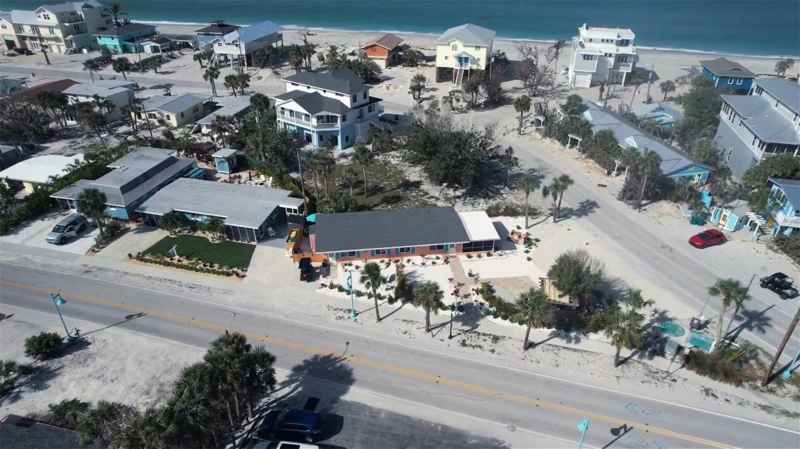 1270 GULF BLVD #A&B