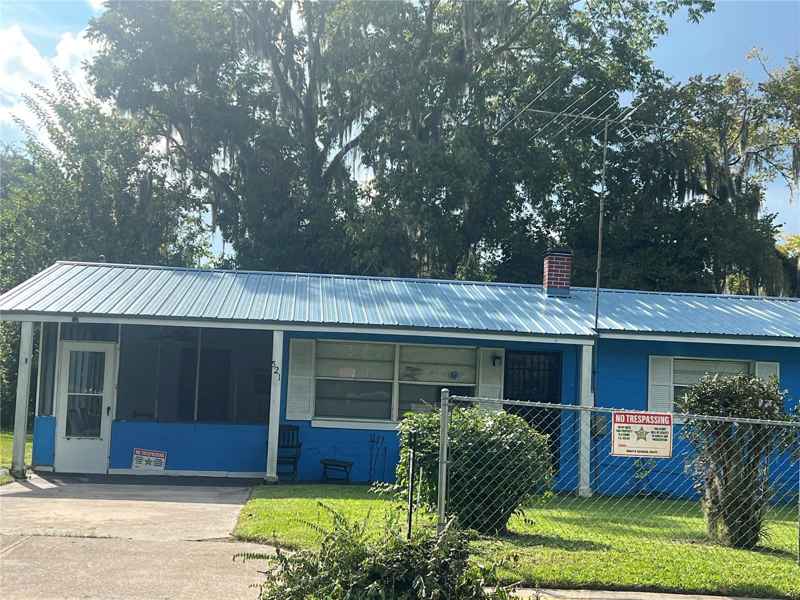 521 N MAIN ST