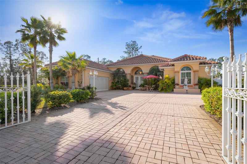 1 RAE DR
