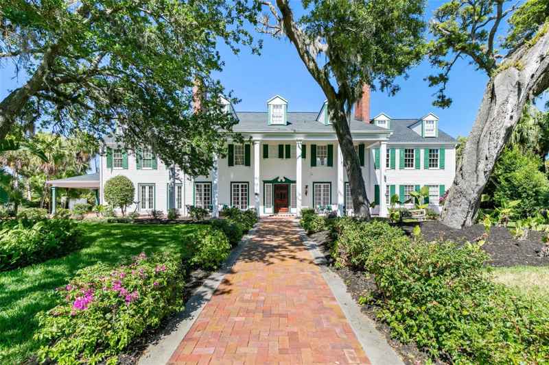 253 JOHN ANDERSON DR