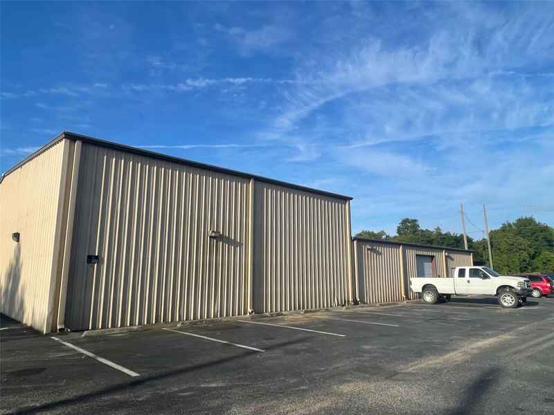 195 WENDELL AVE