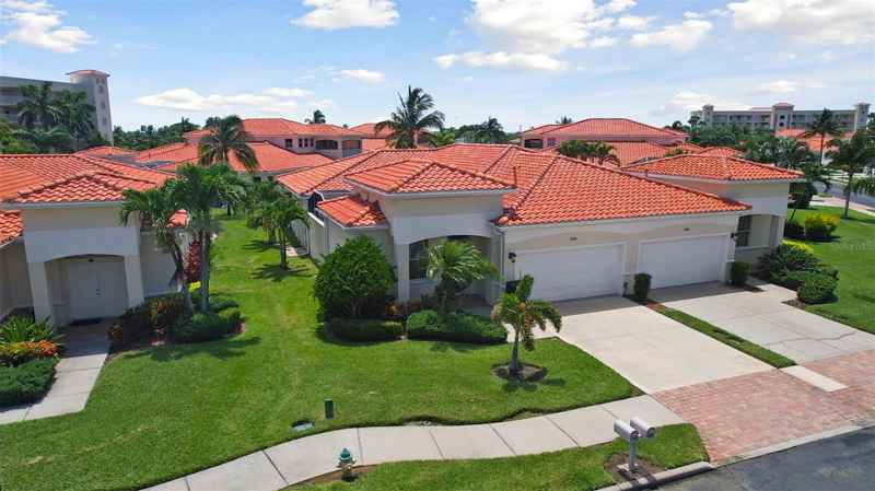 8636 VILLANOVA DR #1201