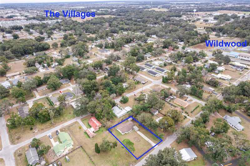 712 N OLD WIRE RD