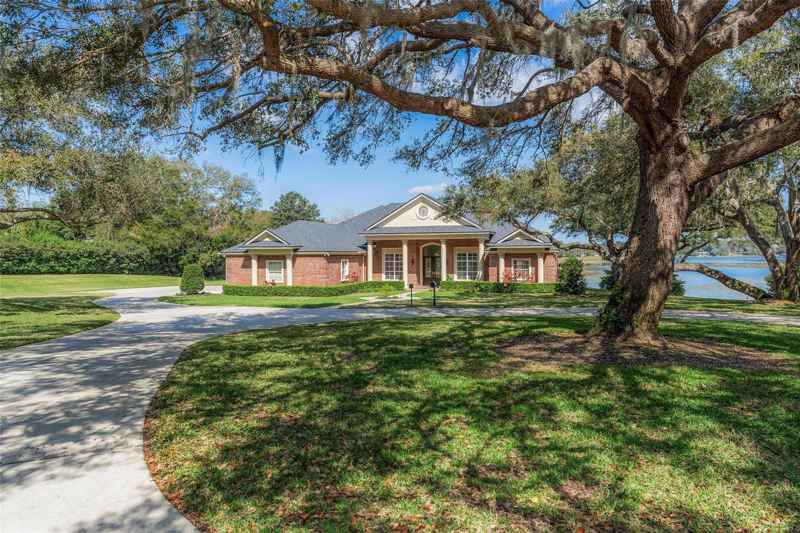 631 OLD MOUNT DORA RD