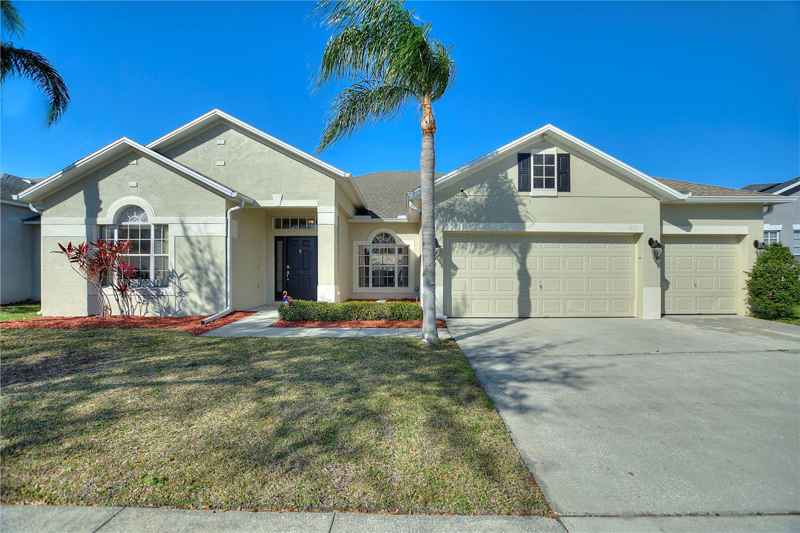 1851 SOARING HEIGHTS CIR