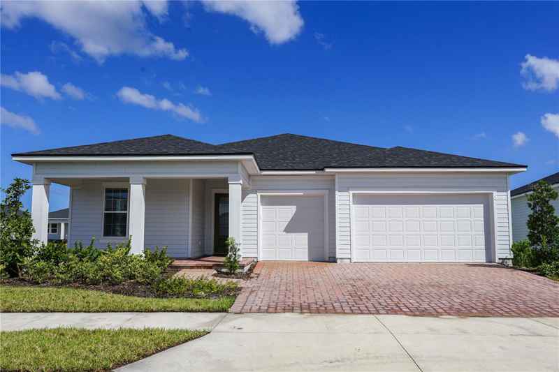 18 SILVER GLEN DR