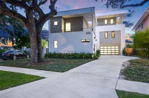 588 RIVIERA DR