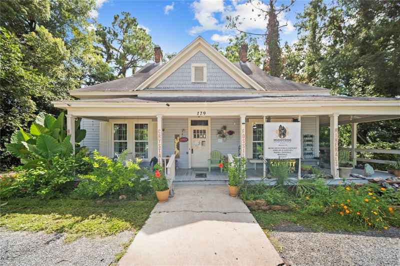 179 S DUVAL AVE
