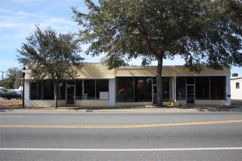 710 N MAIN ST