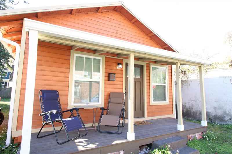 315 NW 4TH PL