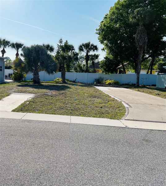 6000 TEAHOUSE RD