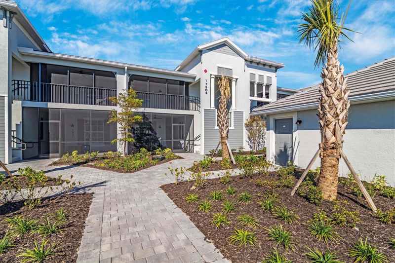 17505 OPAL SAND DR #206