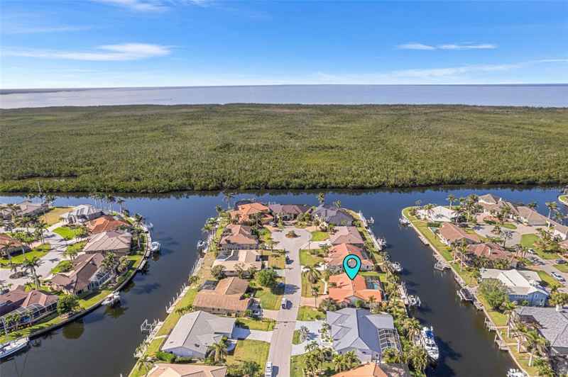 3819 AVES ISLAND CT