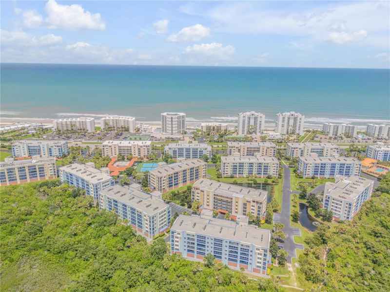 5300 S ATLANTIC AVE #5-206