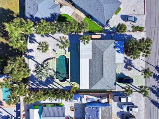 402 LINCOLN AVE
