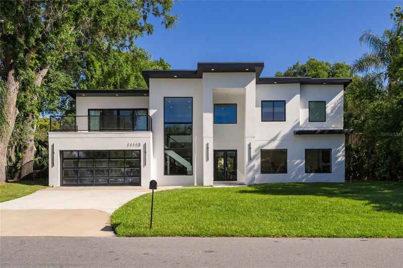 11113 LAKE BUTLER BLVD
