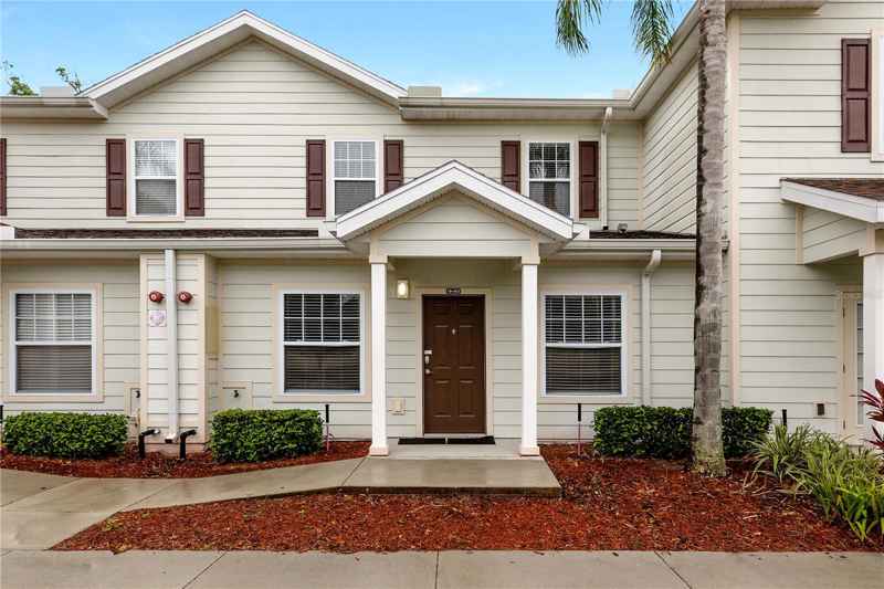 5360 DIPLOMAT CT #103