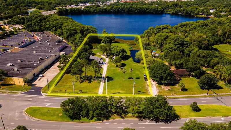 275-301 W LAKE MARY BLVD
