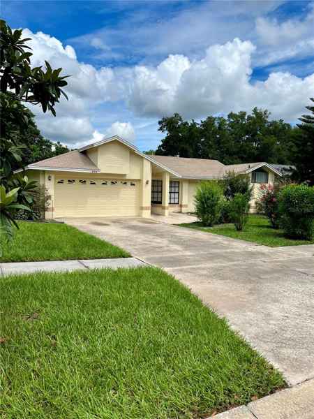 836 ROSEMERE CIR