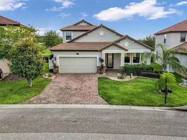 1890 ALTAVISTA CIR