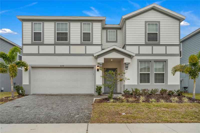2210 LELANI CIR