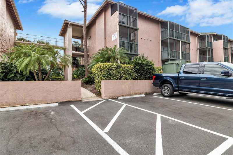 122 WATER FRONT WAY #370