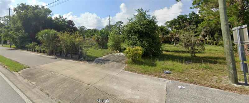 593 DEBARY AVE