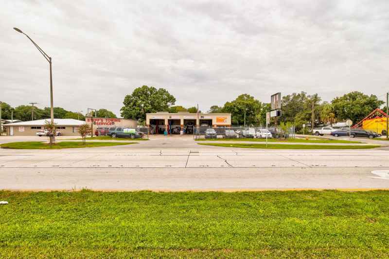 2016 WEST MEMORIAL BOULEVARD