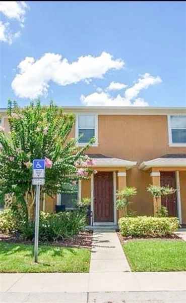 1132 CHELSEA DR